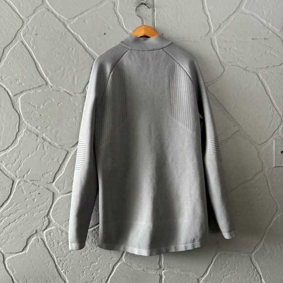 Gymshark Light Gray Mock Neck Men’s Full Zip - Picture 2 of 8